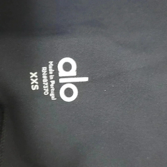 Alo Yoga Ripped Warrior Leggings - Picture 7 of 14